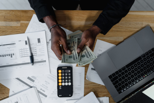 Finance Institutions & Startups